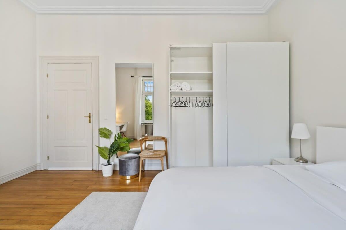 Room W Shared Bathroom&Kitchen In Luxury Villa 卢森堡 外观 照片